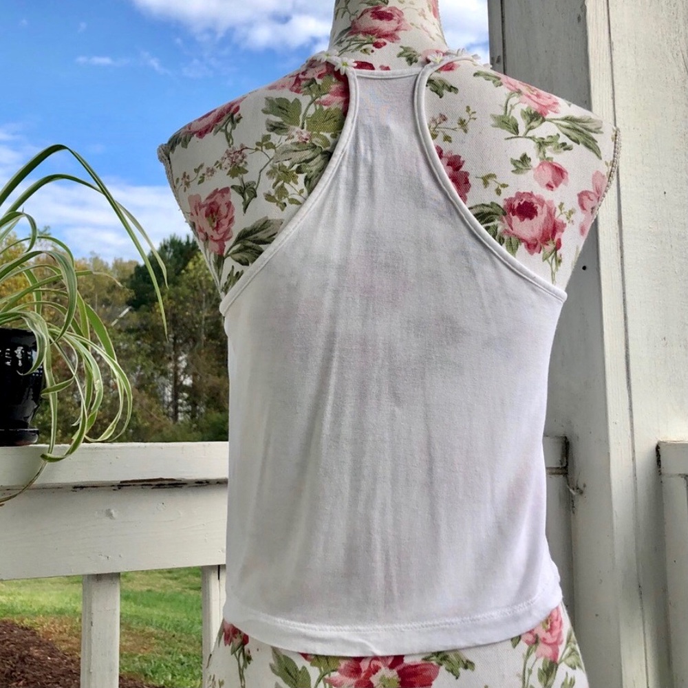 Daisy Chain Crop Top - Picture 7 of 9
